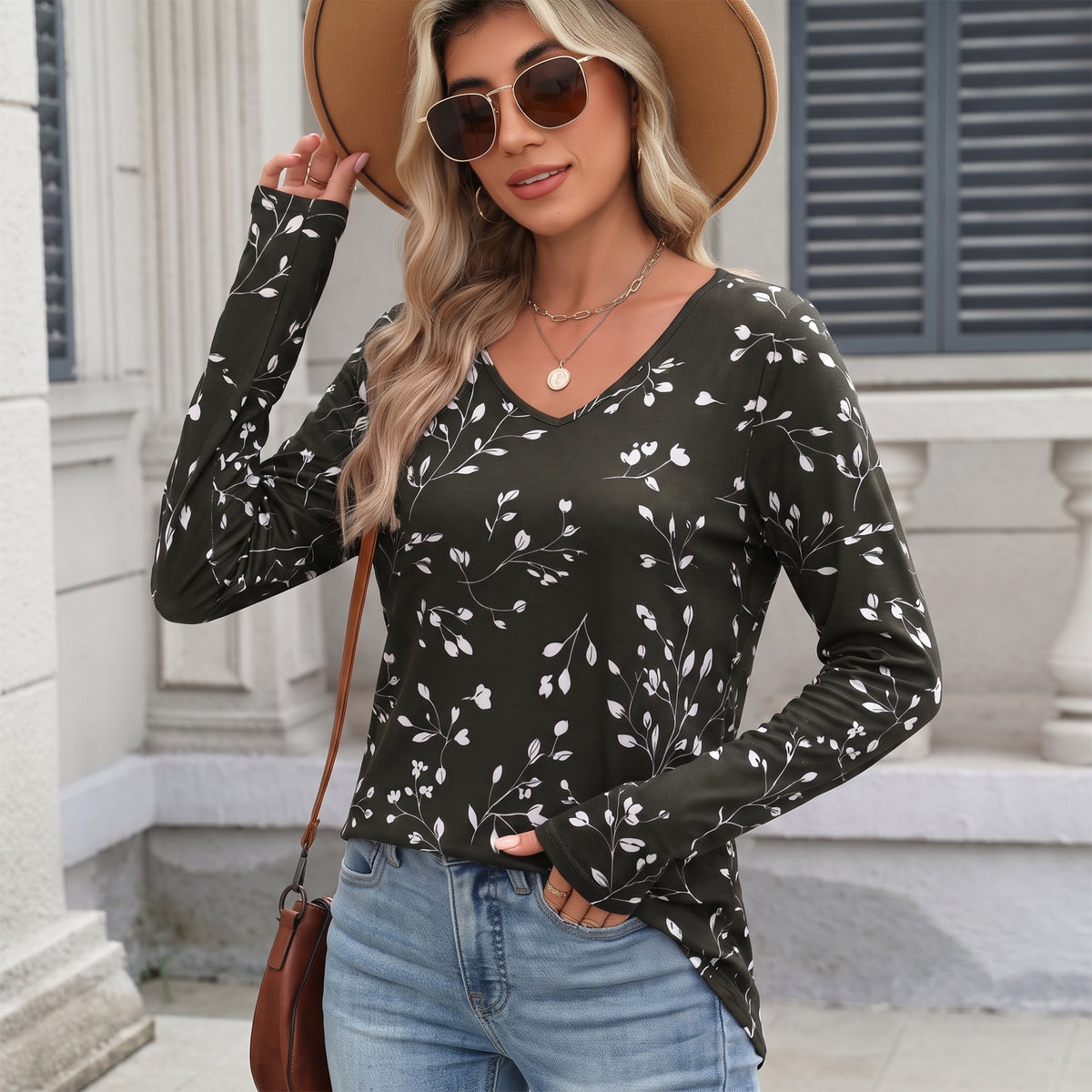WQD Women's Long Sleeve Floral Tops V Neck Casual Tunic Shirts Lightweight Everyday Tops for Spring Fall Winter Including Plus Size